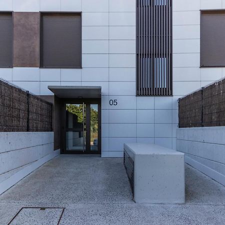 Akomodat En Precioso Y Moderno Con Jardin Y Parking 格乔 外观 照片