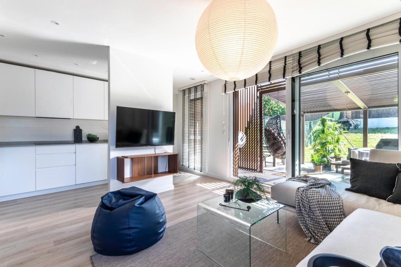 Akomodat En Precioso Y Moderno Con Jardin Y Parking 格乔 外观 照片