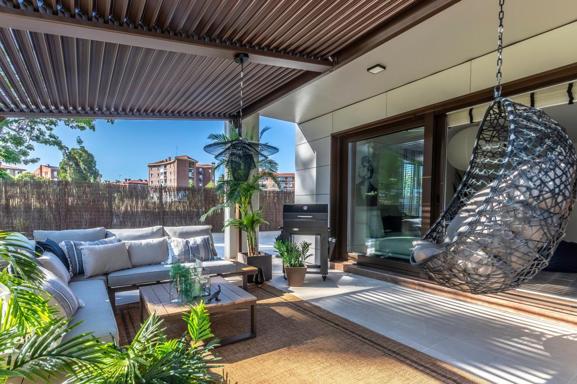 Akomodat En Precioso Y Moderno Con Jardin Y Parking 格乔 外观 照片